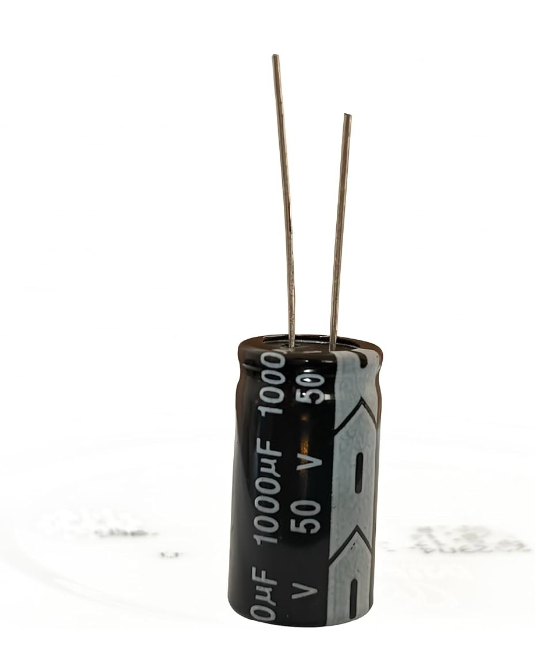 Untitled design (8) 1000µF 50V aluminium electrolytic capacitor - Image 1